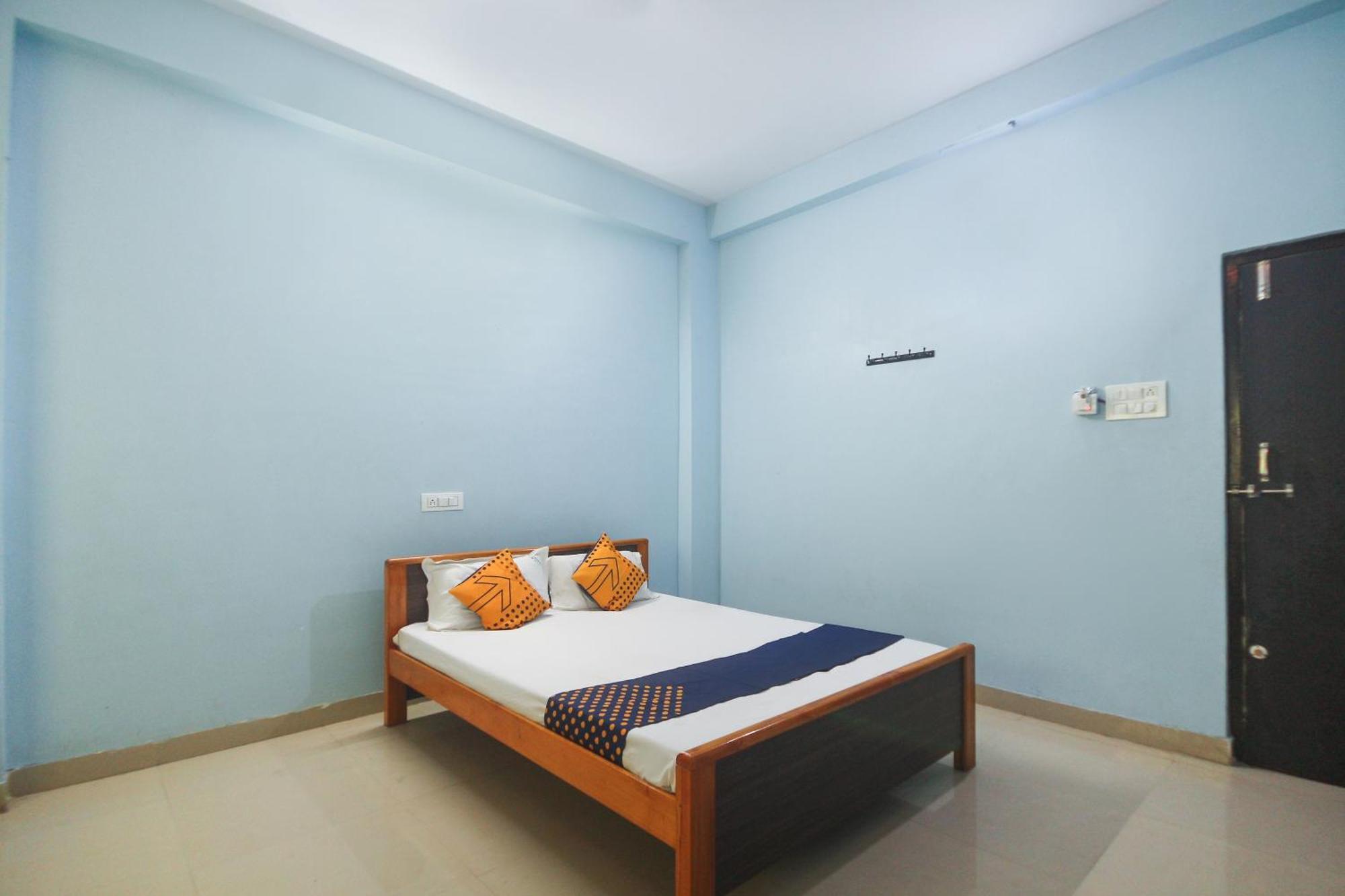 Spot On 39385 Venkatesh Palace Farhatabad Luaran gambar